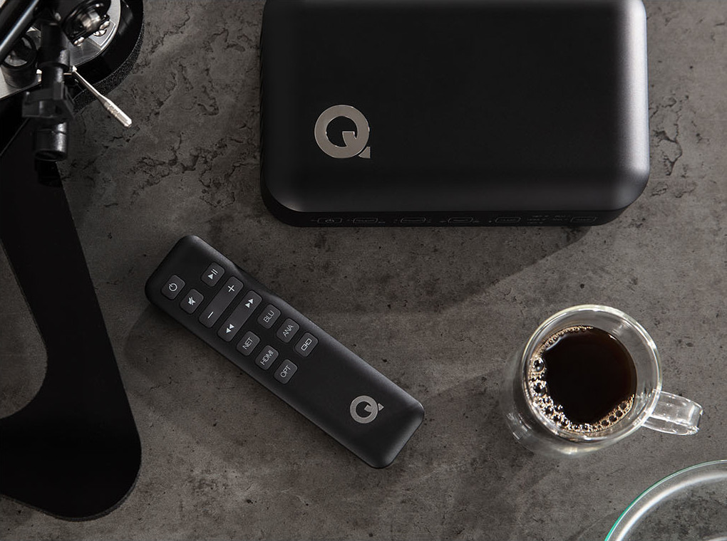 Q Active Hub with remote